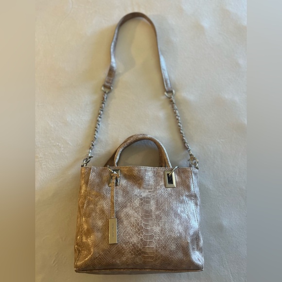 Ivanka Trump Handbags - Ivanka Trump Vintage Y2K Tan Two Way Crossbody Bag with Chain Strap EUC